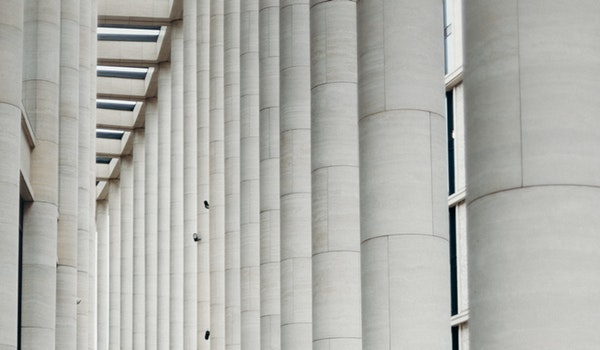 1577332292463515.jpg man-leaning-on-post-3205988(1).jpg