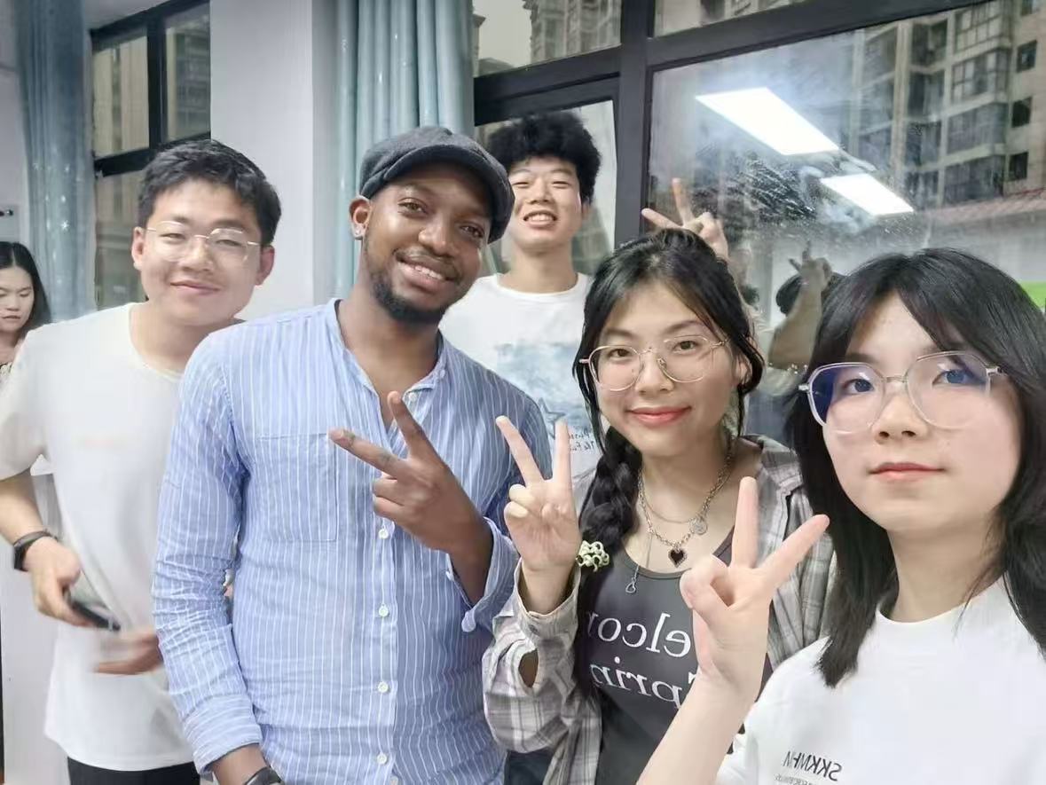 iShow爱秀英语角
